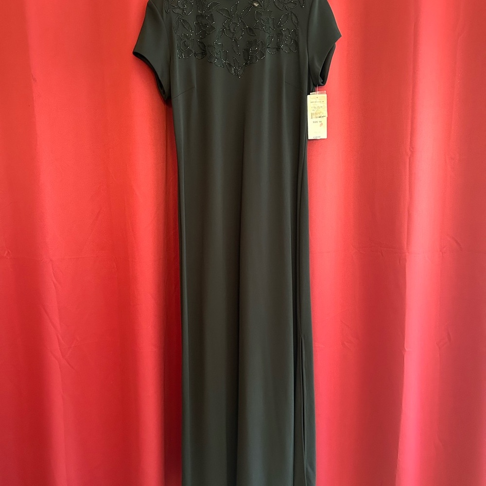 Elegant Black Maxi Dress
